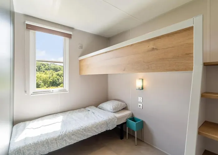 Papillon - Familie 6p בקתה בוילון